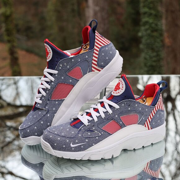 Nike Air Trainer Huarache Low USA 2015 - Picture 2 of 15